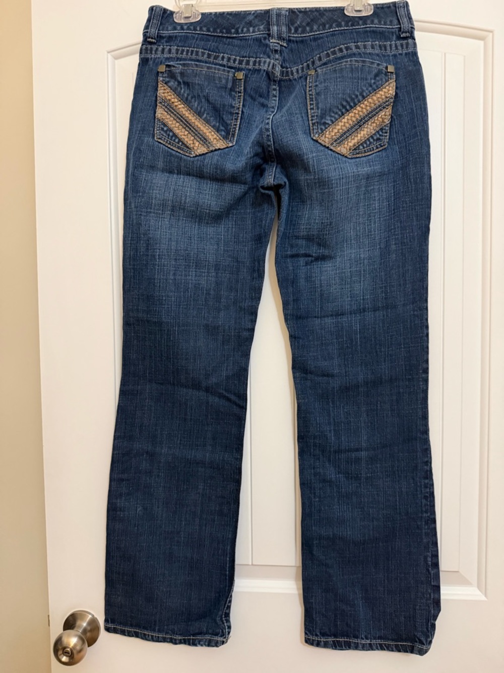 Chico's Platinum Dark Blue Jeans with Braided Gold/Tan Pocket Trim Sz 1.5R